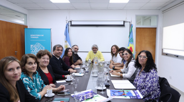Reunión por la situación de la niñez con el ministro de Trabajo Walter Correa