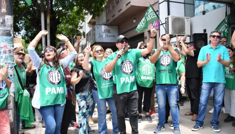 PAMI: Resistencia frente a los despidos en San Martín y en Lanús