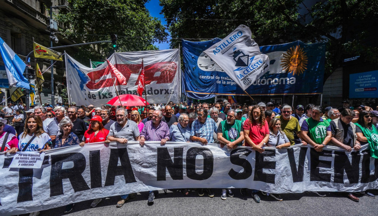 Con fuerte presencia bonaerense las CTA colmaron la Plaza de Mayo