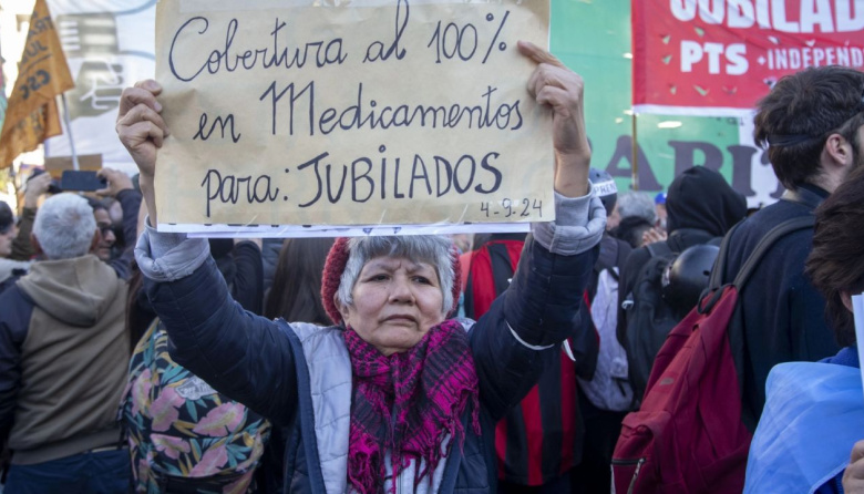 Jubilados: Continúa la lucha contra la quita de medicamentos