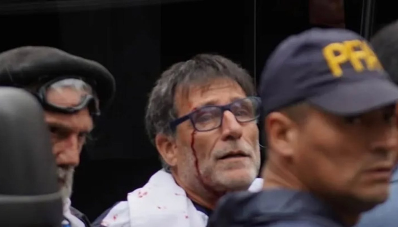 Repudio a la represión a jubilados y al Padre Paco