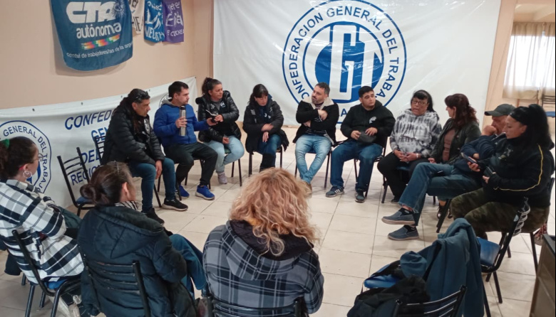 Necochea: Centrales obreras analizan situación de la economía popular