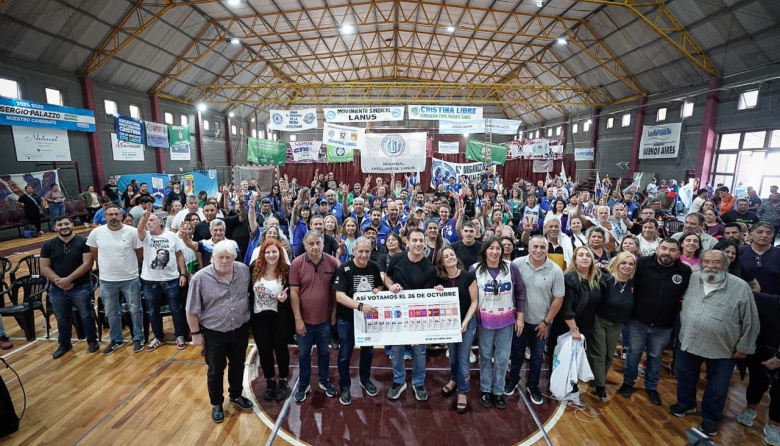 Plenario de la militancia en Lanús