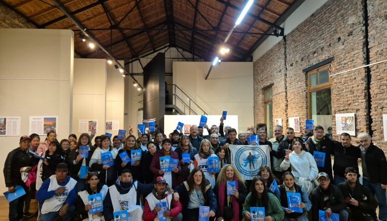 'La CTA Ilustrada' se presentó en La Plata