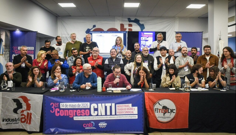 Industrias, trabajo digno y poder sindical