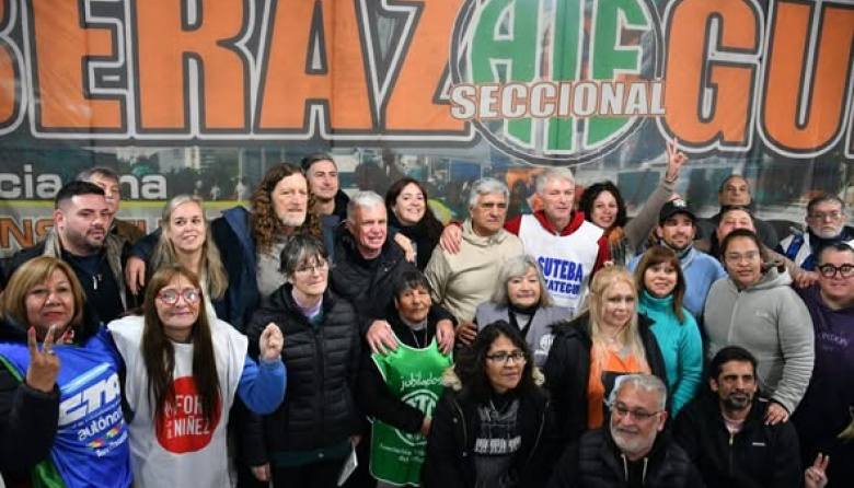 Rinden homenaje a Germán Abdala y Saúl Ubaldini
