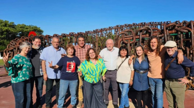 “La vía troncal debe ser de los argentinos y no de las empresas que depredan nuestros recursos”