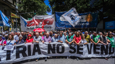 Con fuerte presencia bonaerense las CTA colmaron la Plaza de Mayo