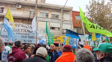 La CTA local movilizó por la homologación de las paritarias