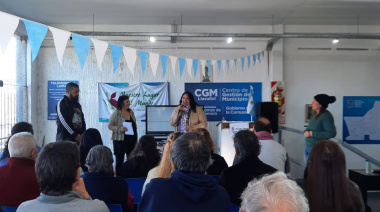 Entrega de diplomas del plan Fines