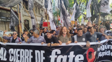 Movilización a Plaza de Mayo por la reapertura y reincorporación de todos los despedidos de FATE