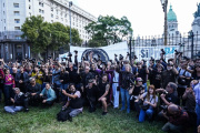 Camarazo por Pablo Grillo frente al Congreso