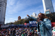 De Isasi: “Es momento de intensificar todas las luchas”