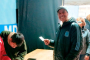 Se vota en toda la provincia de Buenos Aires con un alto nivel de participación